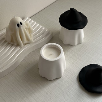 Siyah Şapkalı Ghost Mum