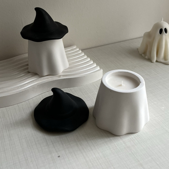 Siyah Şapkalı Ghost Mum