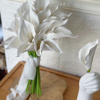Gala white