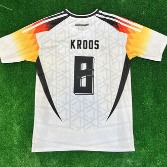 Toni Kroos Almanya Forma