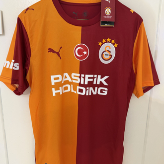GALATASARAY YENİ SEZON PROFESYONEL FORMA