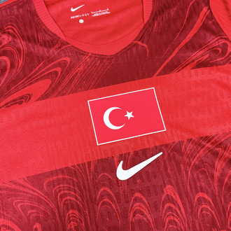 TÜRKİYE FORMASI PROFESYONEL MAÇ FORMASI