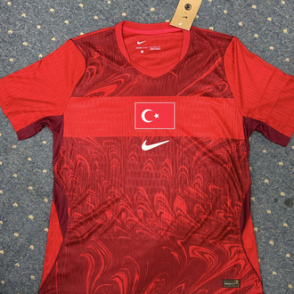 TÜRKİYE FORMASI PROFESYONEL MAÇ FORMASI