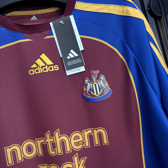 Newcastle United Retro Owen Forması