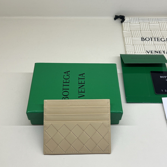 BOTTEGA VENETA CARD HOLDER