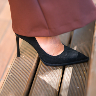 Nubuk siyah ithal Krıste Bell stiletto