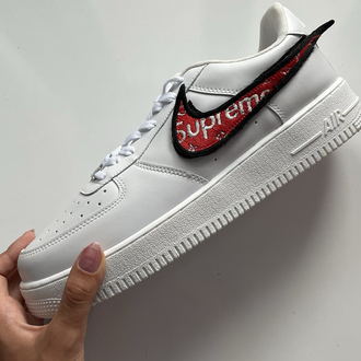 Cırtcırtlı Nike Air Force Supream