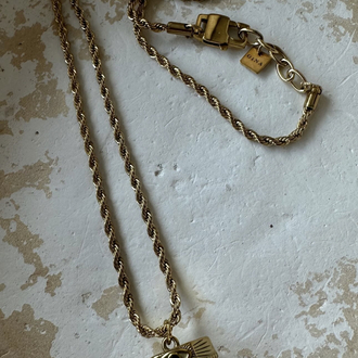 Capsüle Necklace