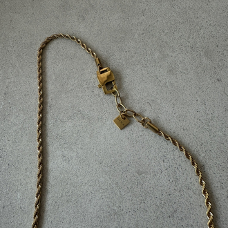 Capsüle Necklace