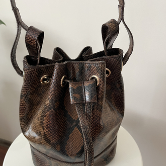 Suni Deri Büzgülü Bucket Çanta