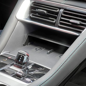 BYD Seal / U EV & DMI Telefon Kablosuz Şarj Bölmesi Çift Katlı Aparat