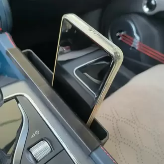 BYD Atto 3 Vites Yanı Telefon Tutucu