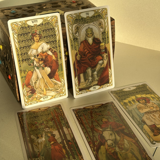 Golden Art Nouveau Tarot (metal kutu)