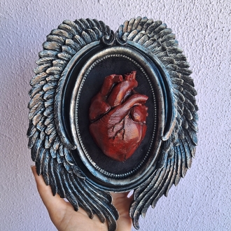 Anatomik Kalp Gotik Çerçeve 