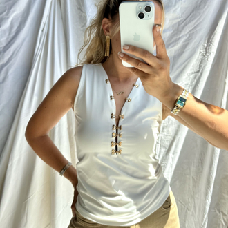 Kopçalı beyaz bodysuit
