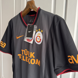 Galatasaray 2013-2014 Nike Etiketli Forma 