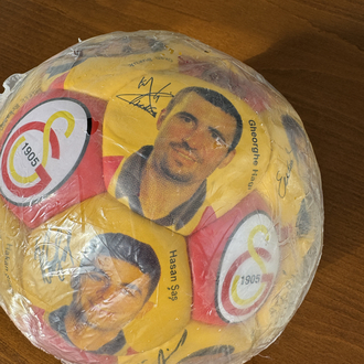 Galatasaray Milenyum 2000 Yılı Hatıra Topu