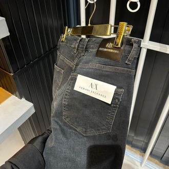 ARMANİ Jean