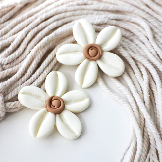Cowrie Bloom