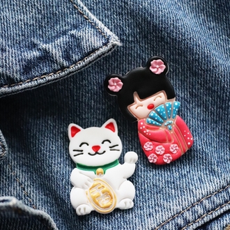Maneki Neko (Şans Kedisi) - Broş