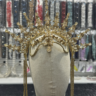 Gold dikine model taç