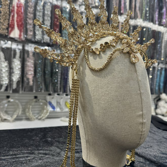 Gold dikine model taç