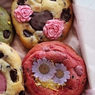 Çiçekli Soft Cookies Set