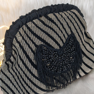 Püskül Detaylı Clutch