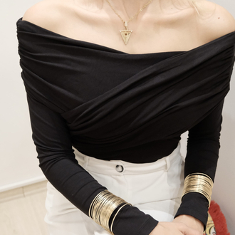 Omzu Açık Body