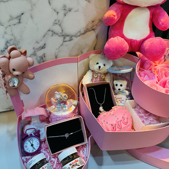 Pembe puffy 3 katlı hediye seti