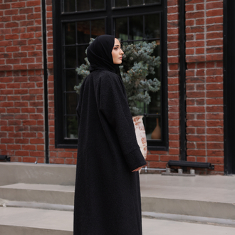 Tüylü siyah kaşe abaya