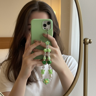• BEADED CHARM | GREEN