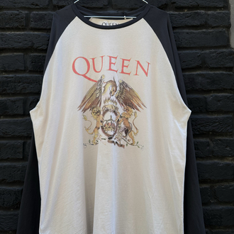 Vintage Queen Long Sleeve
