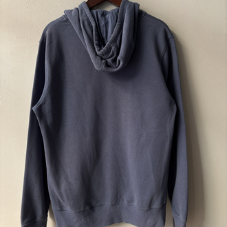 L Champion sweatshirt