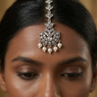 Kundan tikka