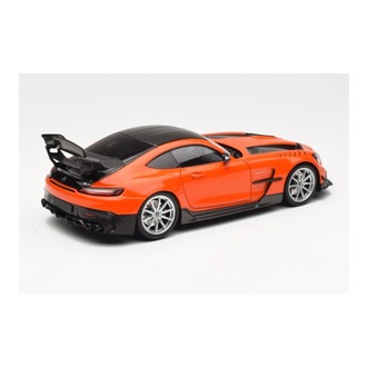 Mercedes AMG GT Black Series (2021) 1:18 Minichamps