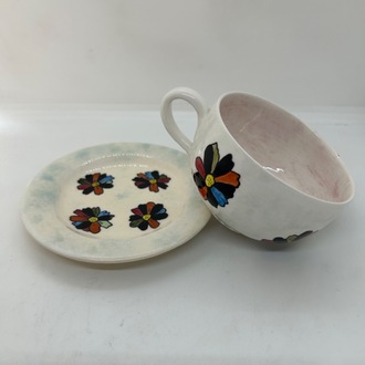 Çini, çiçekli, bahar temalı geniş fincan, tabaklı set