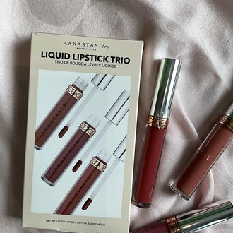 anastasia lipstick 