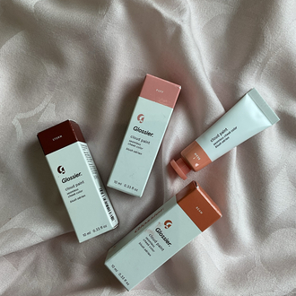 Glossier 