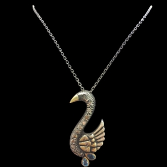 EL İŞİ 0.90 CT PIRLANTALI AQUAMARİN GÜMÜŞ KUĜU KOLYE