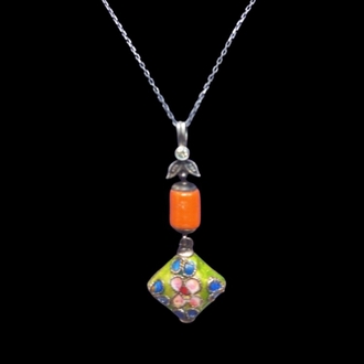 EL İŞİ 0.5 CT PIRLANTALI ANTİKA MERCAN CLİOSONNE GÜMÜŞ KOLYE