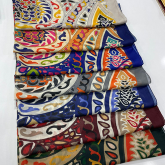 Desenli İpek Şal