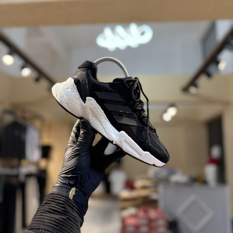 ADİDAS JET BOOST
