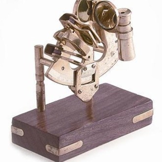 DENİZCİLİK GRUBU-Marine Pirinç Aksesuar-STANDLI SEXTANT-16x8x13 CM-JTTR30466
