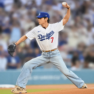 Taehyung Dodgers Düğmeli Forma STOKTA