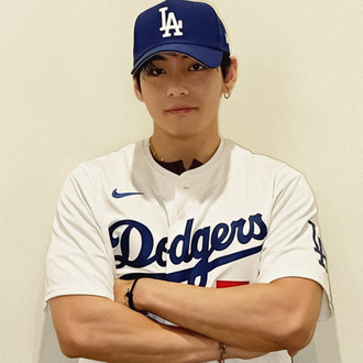 Taehyung Dodgers Düğmeli Forma STOKTA