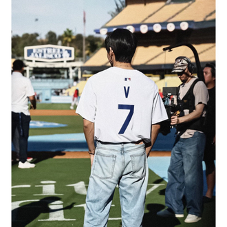 Taehyung Dodgers Düğmeli Forma STOKTA