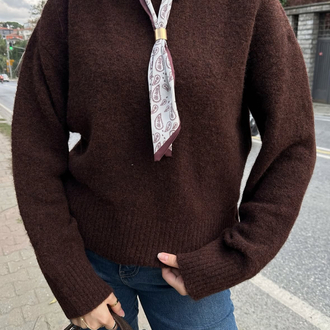 Fularlı Kazak