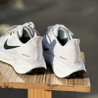 NİKE W AIR ZOOM PEGASUS 