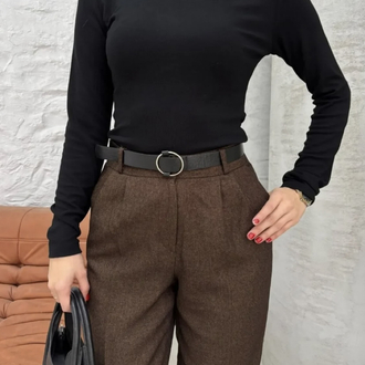 Yüksek Bel Havuç Kesim Pileli Kemerli Kumaş Pantalon